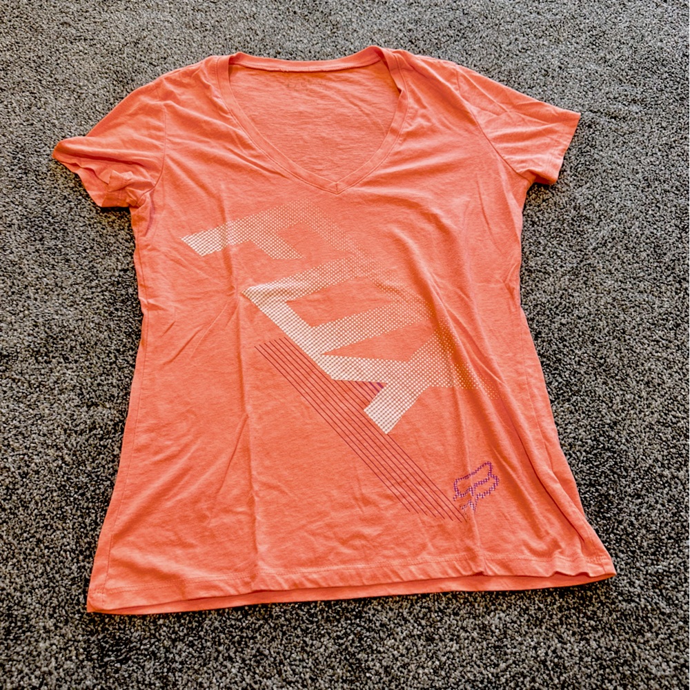 Fox bright almost neon v-neck shirt